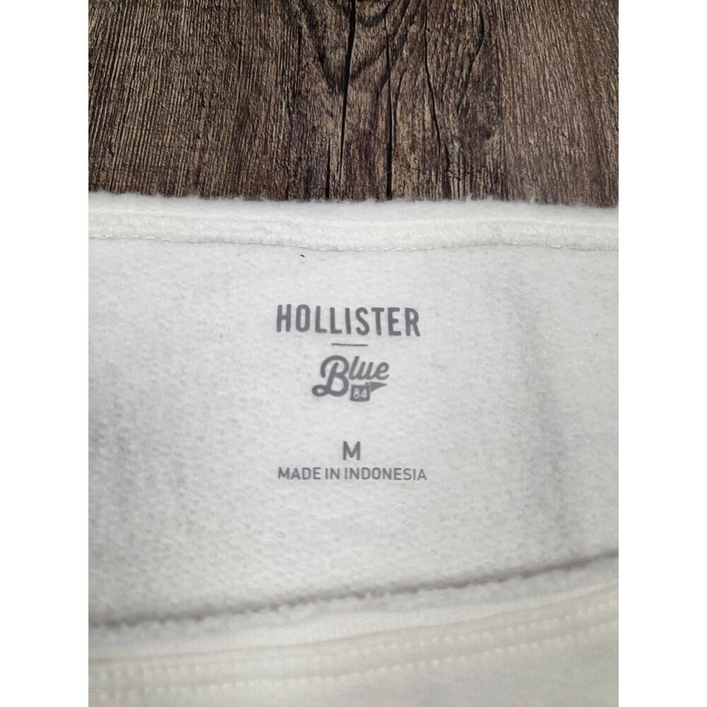 Hollister x Blue 84 Off Shoulder NWT University of Miami Sweatshirt Off-White M - Picture 3 of 6